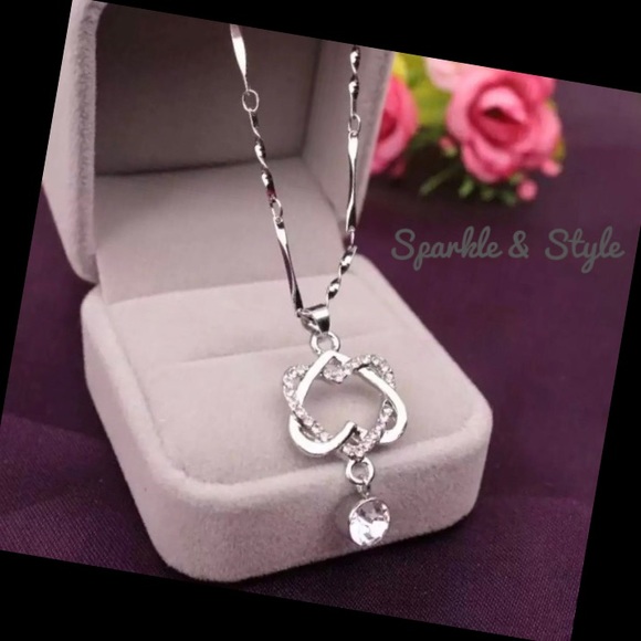 Jewelry - ✨ New White Gold Double Heart Pendant Necklace ✨